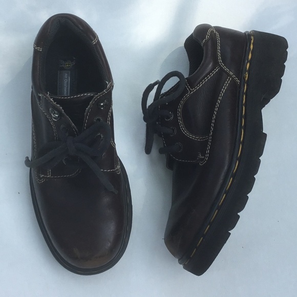 Dr. Martens Brown Oxfords Classic Design - Picture 1 of 9